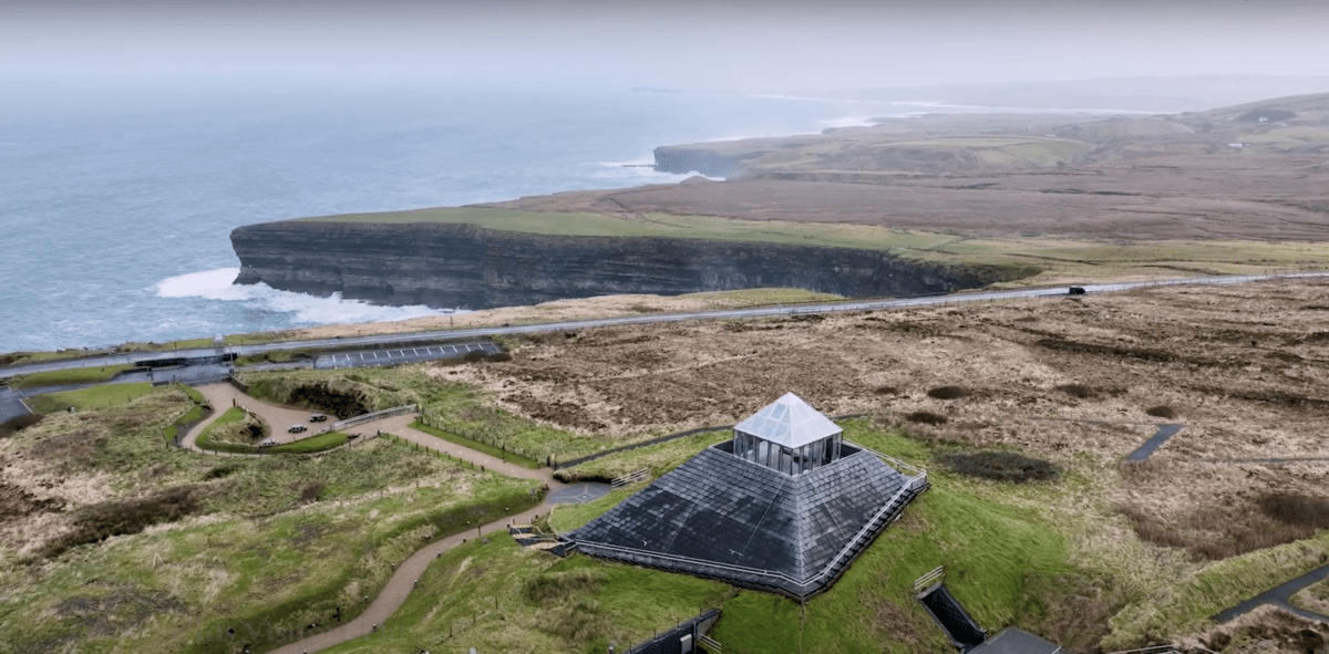 Top family attractions in Mayo - Ceide Fields Visitor Centre, County Mayo. Image source: http://tinyurl.com/44e8ws6k